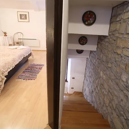 Feriehus House Fiorela