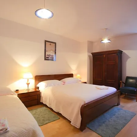 Holiday home House Fiorela *