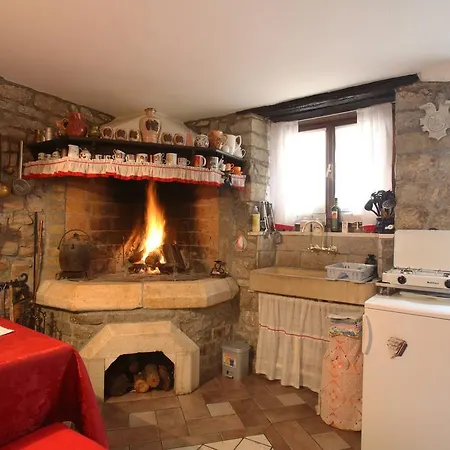 Holiday home House Fiorela