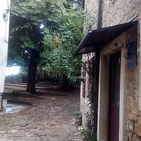 Holiday home House Fiorela *
