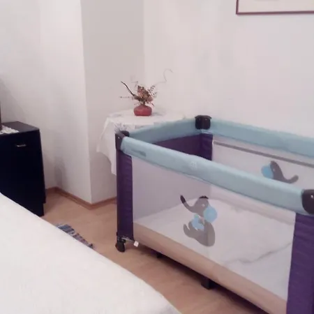 Holiday home House Fiorela *